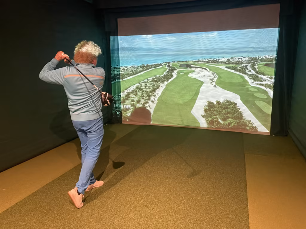 Golflektion i simulatorn